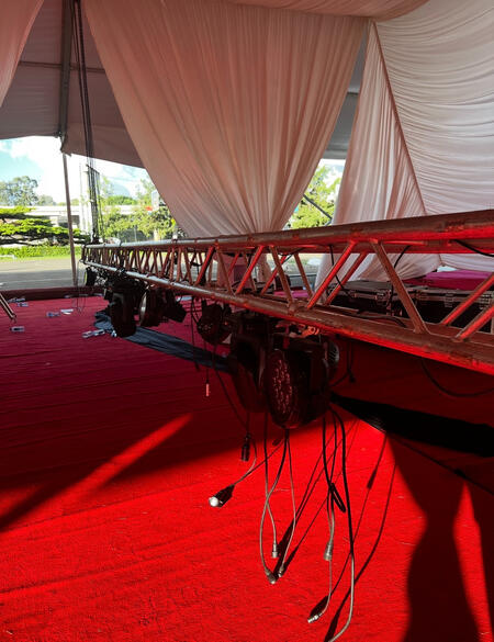 PARCAN LIGHT ON TRUSS